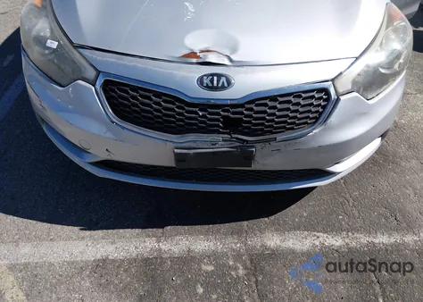2016 Kia Forte Lx z USA, uszkodzony, nr VIN KNAFK4A62G5577640
